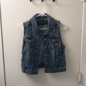 Denim sleeveless jean jacket